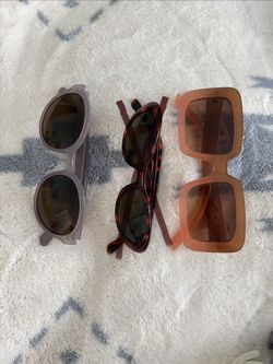 2 Pairs of Women’s Sunglasses (1 sold)