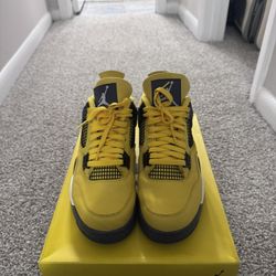 Jordan 4 Thunder 