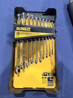 DeWalt 10-Piece Combination Metric Wrench
