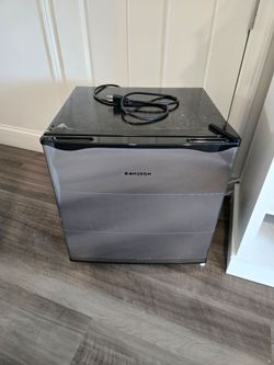 NEW Small Upright FREEZER