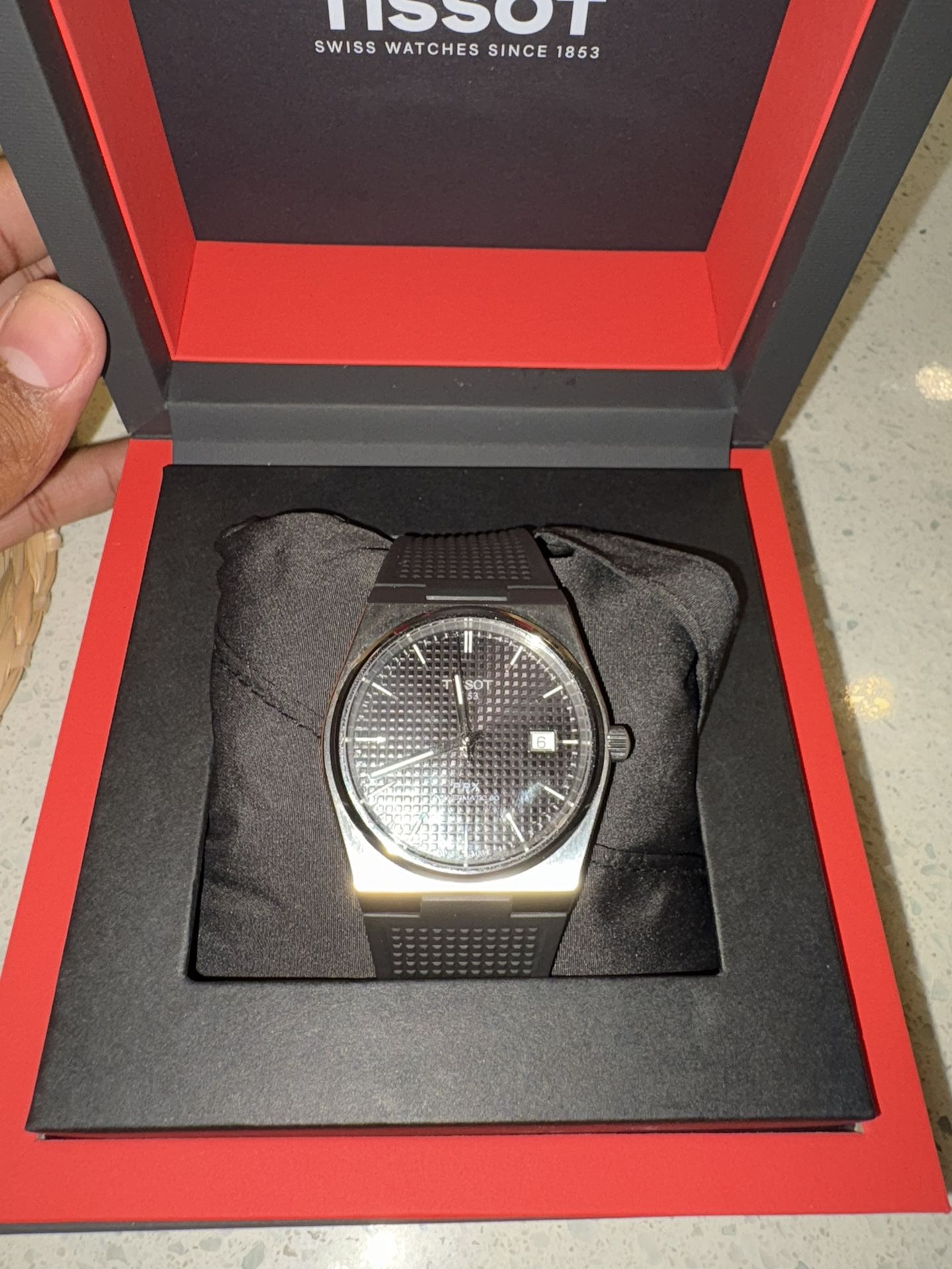 TISSOT PRX POWERMATIC 80 40MM T137.407.17.051.00 like new stickers on it never worn!!!