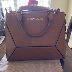 Michael Kors purse
