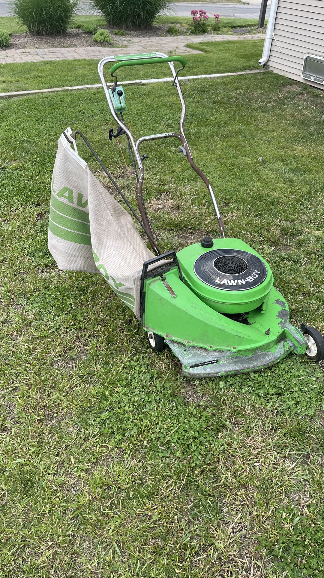 Vintage Lawnboy 2 Cycle Push Mower PROJECT