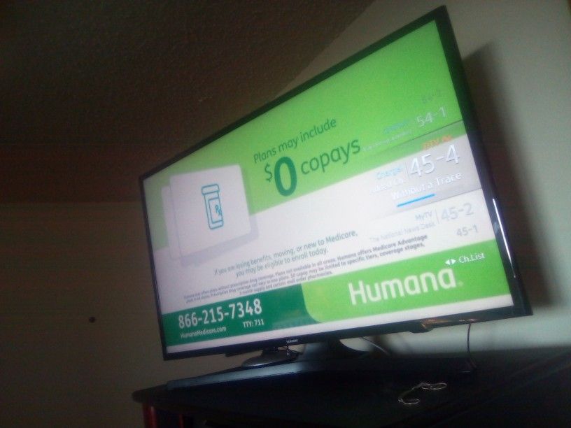 45 Inch Samsung Smart TV Touch Screen With Remote