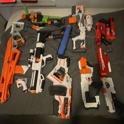 Nerf lot(10+ Nerf Guns) and Ammo