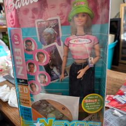 Vintage 2000 Mattel Barbie Nsync #1 Fan Barbie Doll