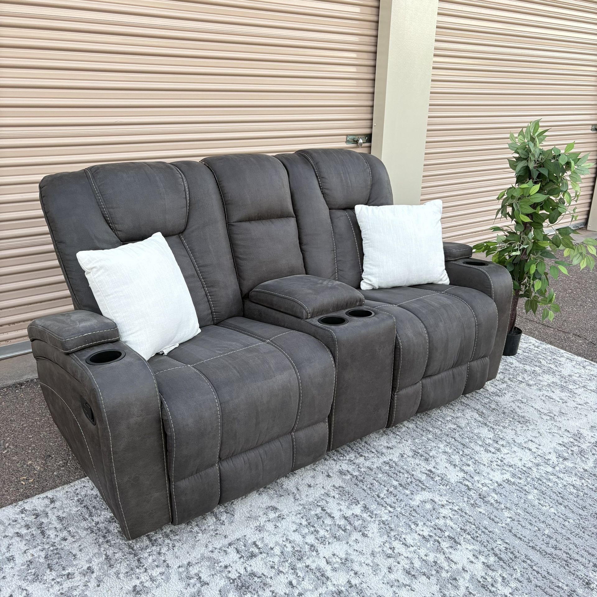 Bob’s Discount Furniture Loveseat - Delivery