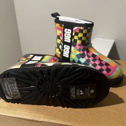 UGG Classic Clear Mini