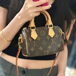 Louis Vuitton Mini Pochette