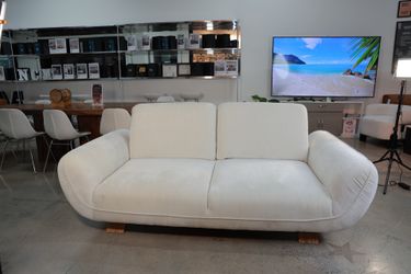 Viola Sofa