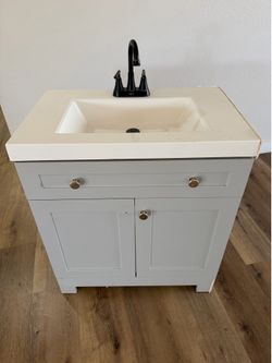30”bathroom vaniti