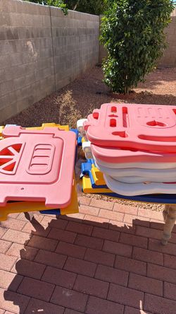 Child’s playpen or dog gate area