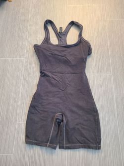 SKIMS Mid Thigh Bodysuit Size S
