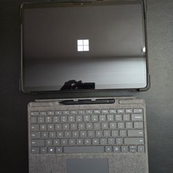 Microsoft Surface Pro 9 