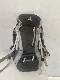 ** Deuter Futura 22 Hiking Outdoor Backpack **
