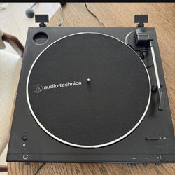 Audio-Technica - Audio Technica AT-LP60X-BK Turntable - Black