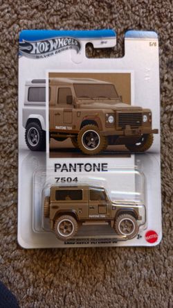 Hot Wheels Silver Series Land Rover Defender 90 Pantone 7504