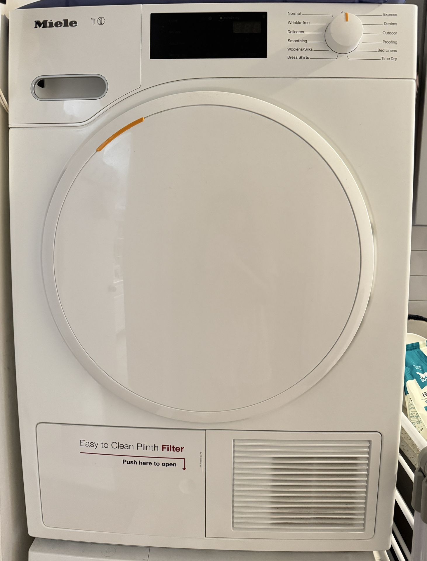 👉 Moving Sale! Washer Dryer Combo, 80% New