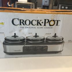New In Box -Croc Pot Trio ( 3 Crocs 1.5 Qt)