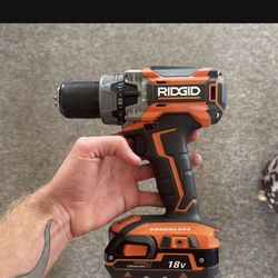 Ridgid Brushless Drill With One Battery No Charger 