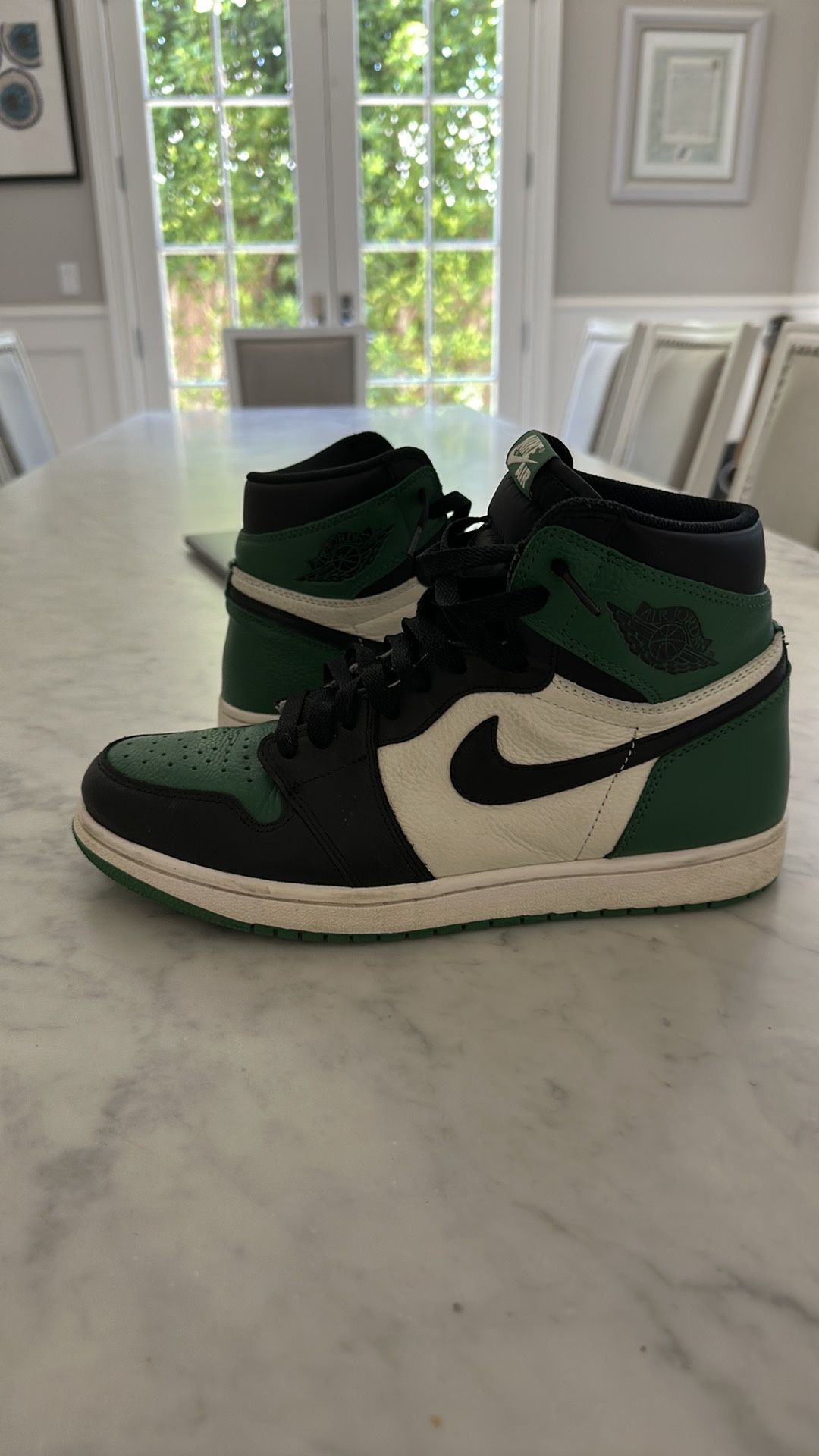 Jordan 1 Retro High Pine Green Size 10