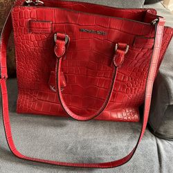 Michael Kors Hand Bag Detachable Shoulder Strap Gently Used Like NEW 