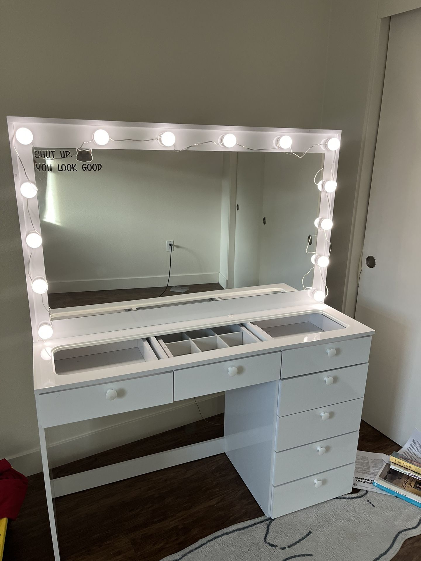 Make Up Vanity Table
