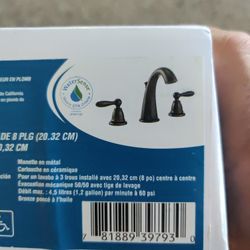 8" wide sink faucet