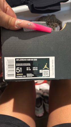 Air Jordan 1 mid