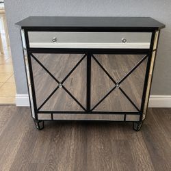 Mirrored Cabinet