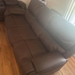 BROWN LEATHER SOFA ALL SEATS RECLINE