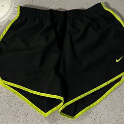 Girls Lg Nike Dri Fit Shorts
