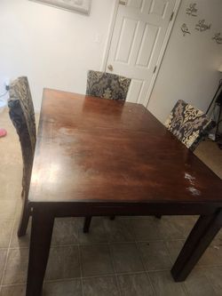 Kitchen table