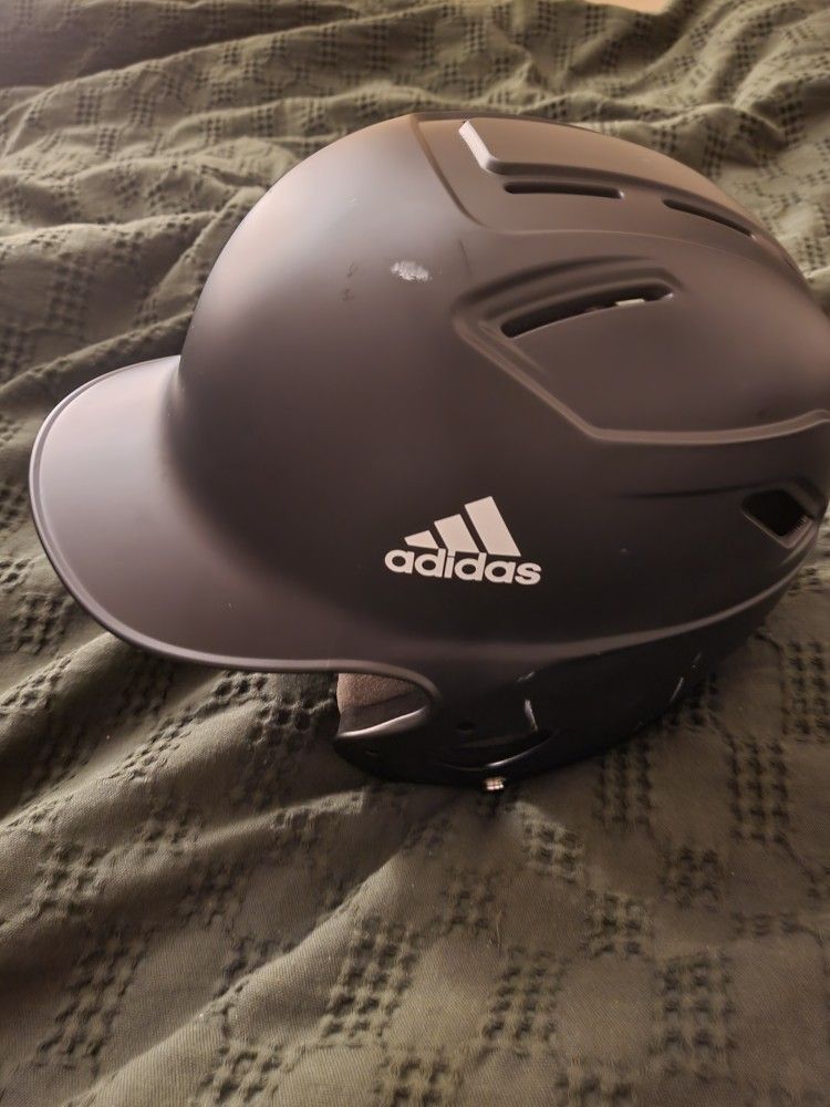 Adidas Junior Youth Baseball Helmet. Size 6 1/2- 7 1/8