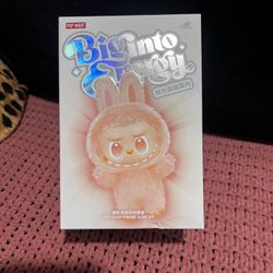 Labubu Big Into Energy 