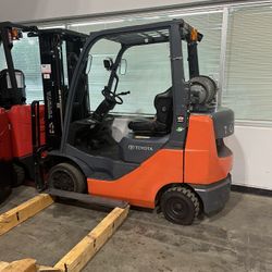Reconditioned Toyota Forklift