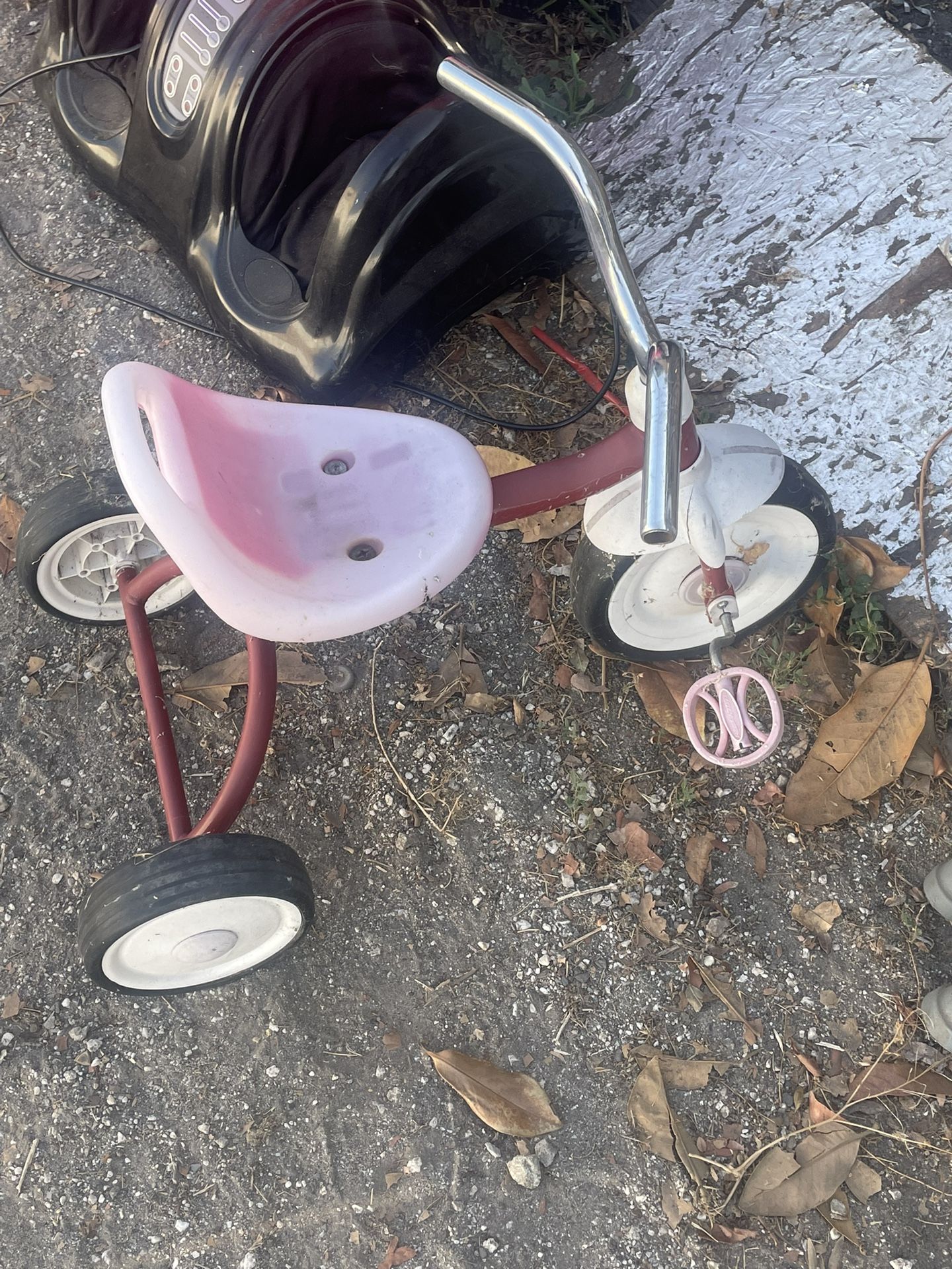 Tricycle Radio Flyer