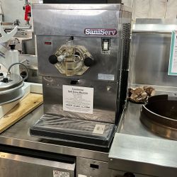 Countertop Soft Serve Machine 
