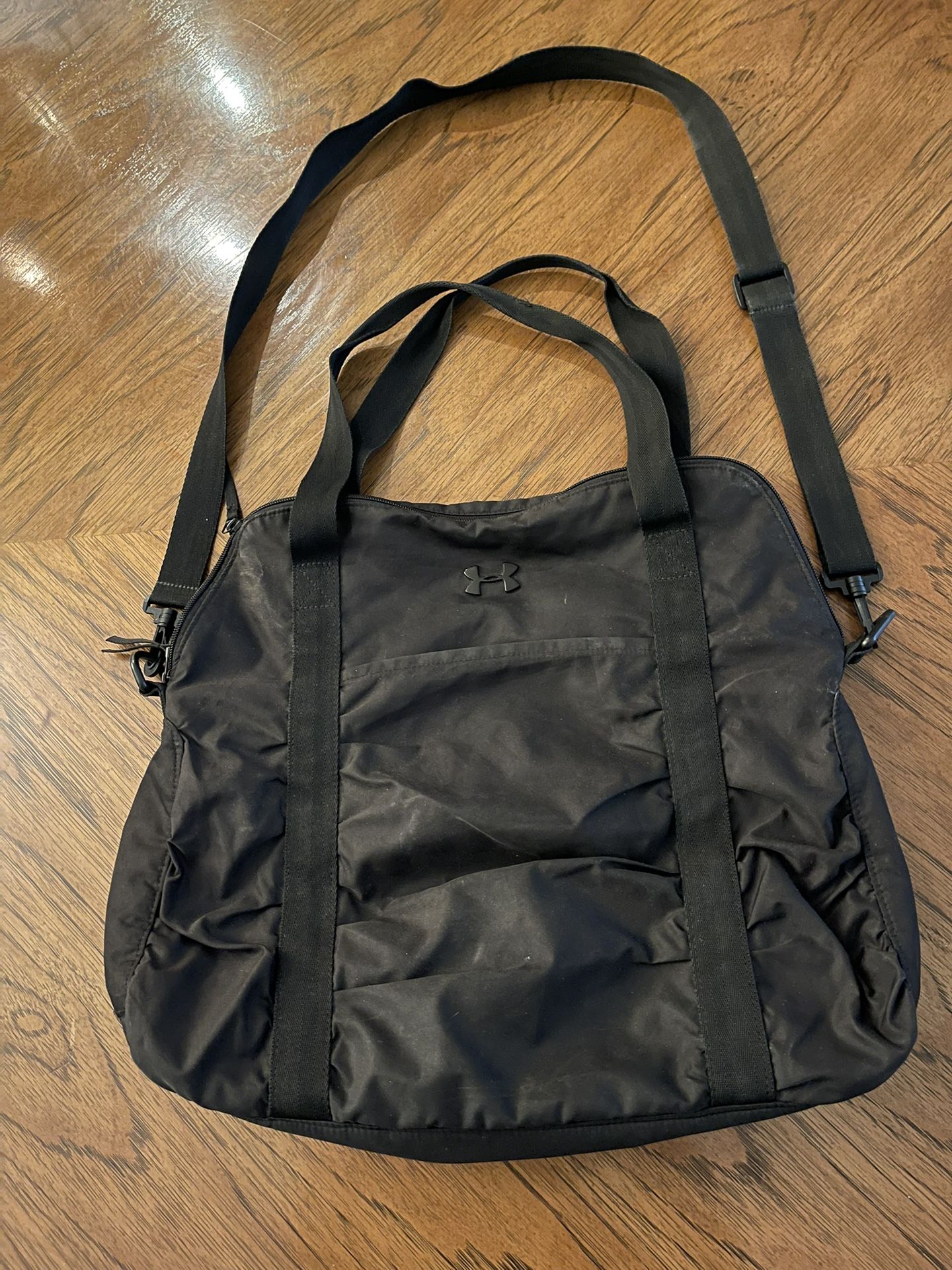 Black Under Armour Tote with Several Compartments in Excellent Condition