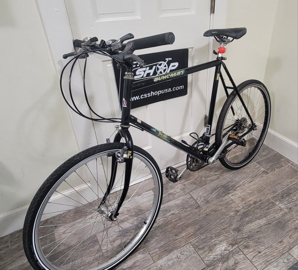 1988 Fuji Suncrest 58cm Bicycle