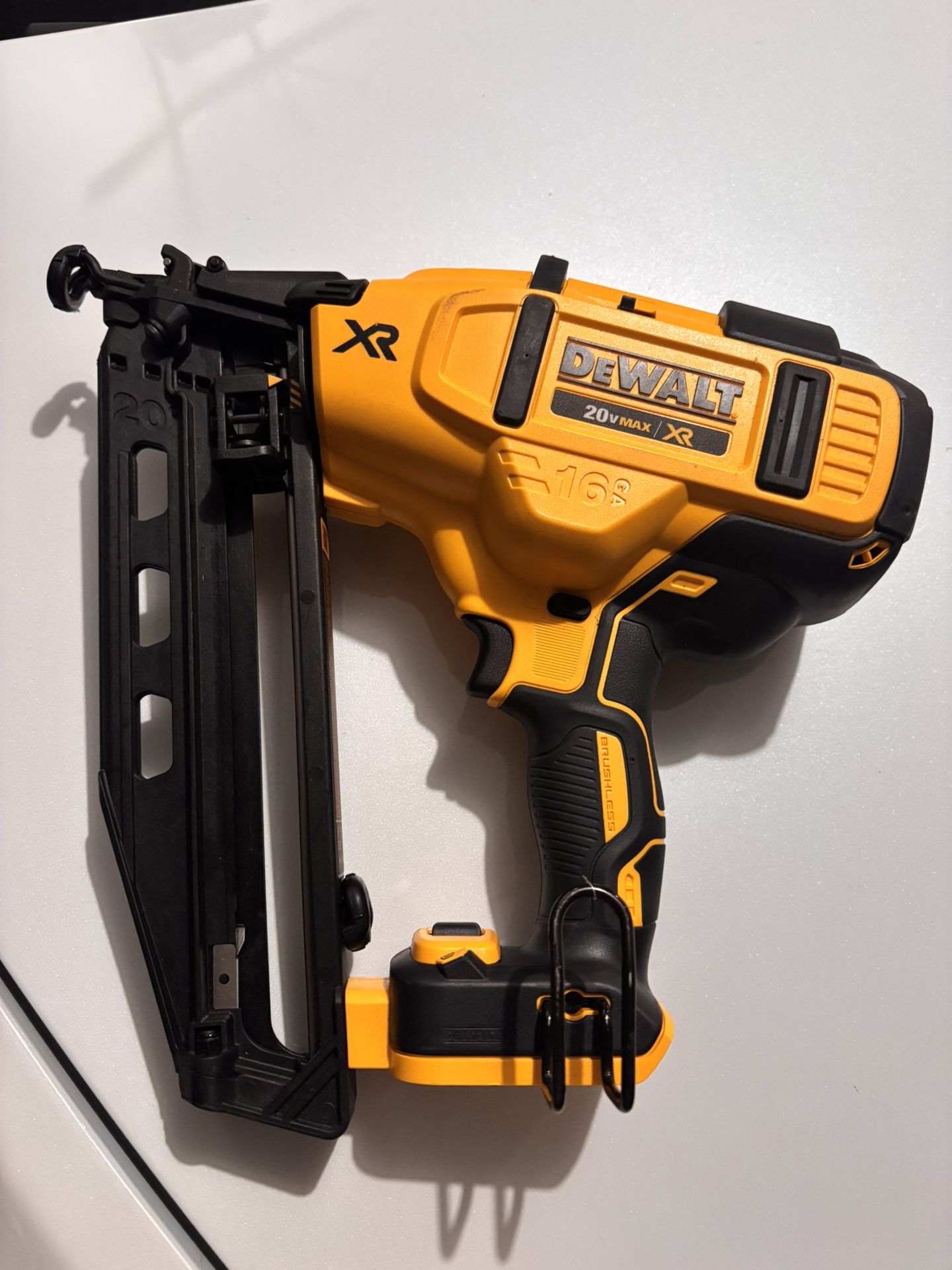 Dewalt XR Cordless 16 GA Finishing Nailer 