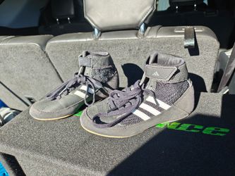 Boxing shoes