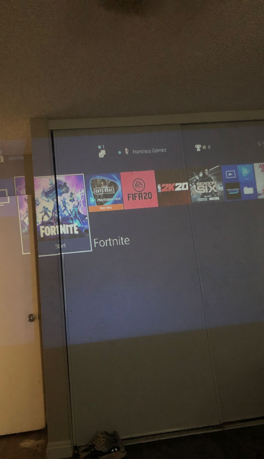 PlayStation 4 - Slim