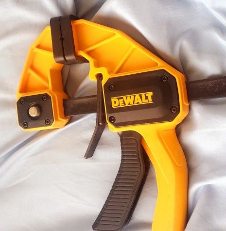 32 Inch Dewalt Clamp Quick Grip
