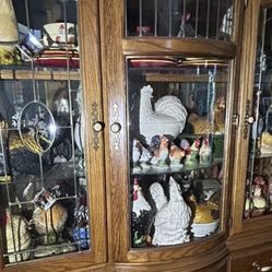 Kitchen Table And Hutch With Six Chairs Six Chairs Are In Storage