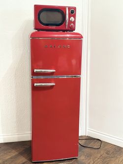 Retro Fridge & Microwave