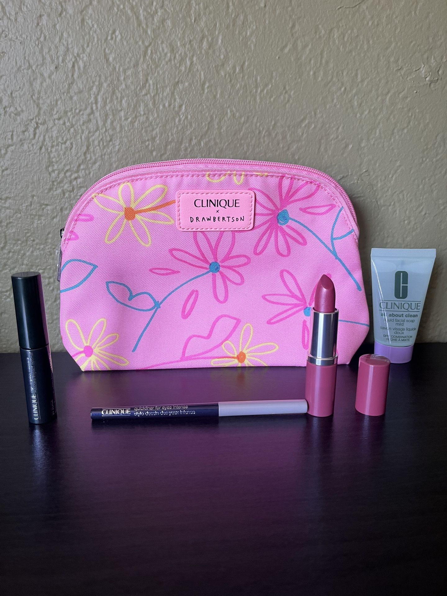 New Clinique Travel Size Bundle- 5pieces ( Price For All )