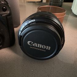 CANON 50mm /f1.1.4 Ultrasonic Lense