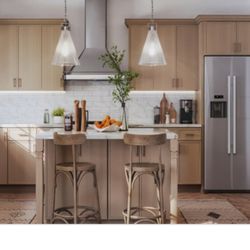 Brand New White Oak Slim Shaker Kitchen Cabinets With Quartz Countertops (10 X 10 Kitchen) 