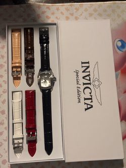 Women’s special edition lupah watch with interchangeable leather straps